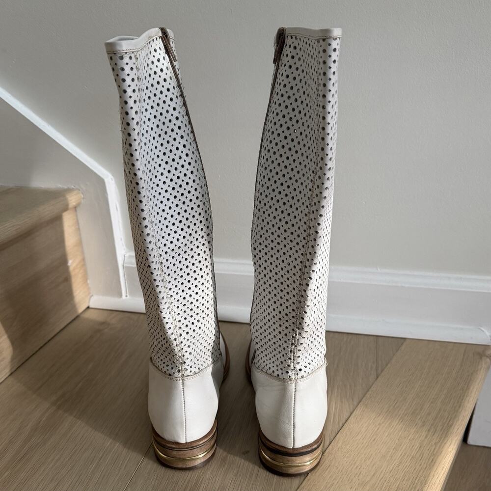 Vintage White Perforated Leather Boots Pronto Moda Baranetti Size 38 - Picture 4 of 12